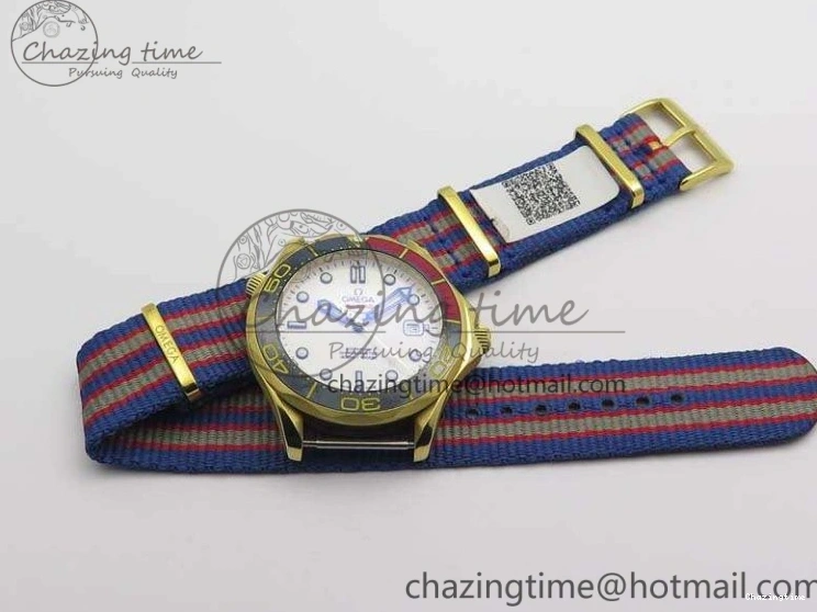 0417 Modern Seamaster 300M 007 YG URF 1:1 Best Edition White Dial Ceramic Bezel On Nylon Strap A 8115